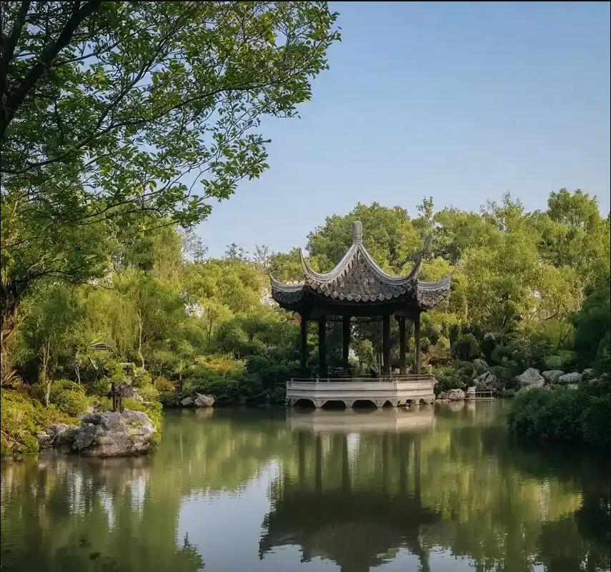 龙川县访枫餐饮有限公司